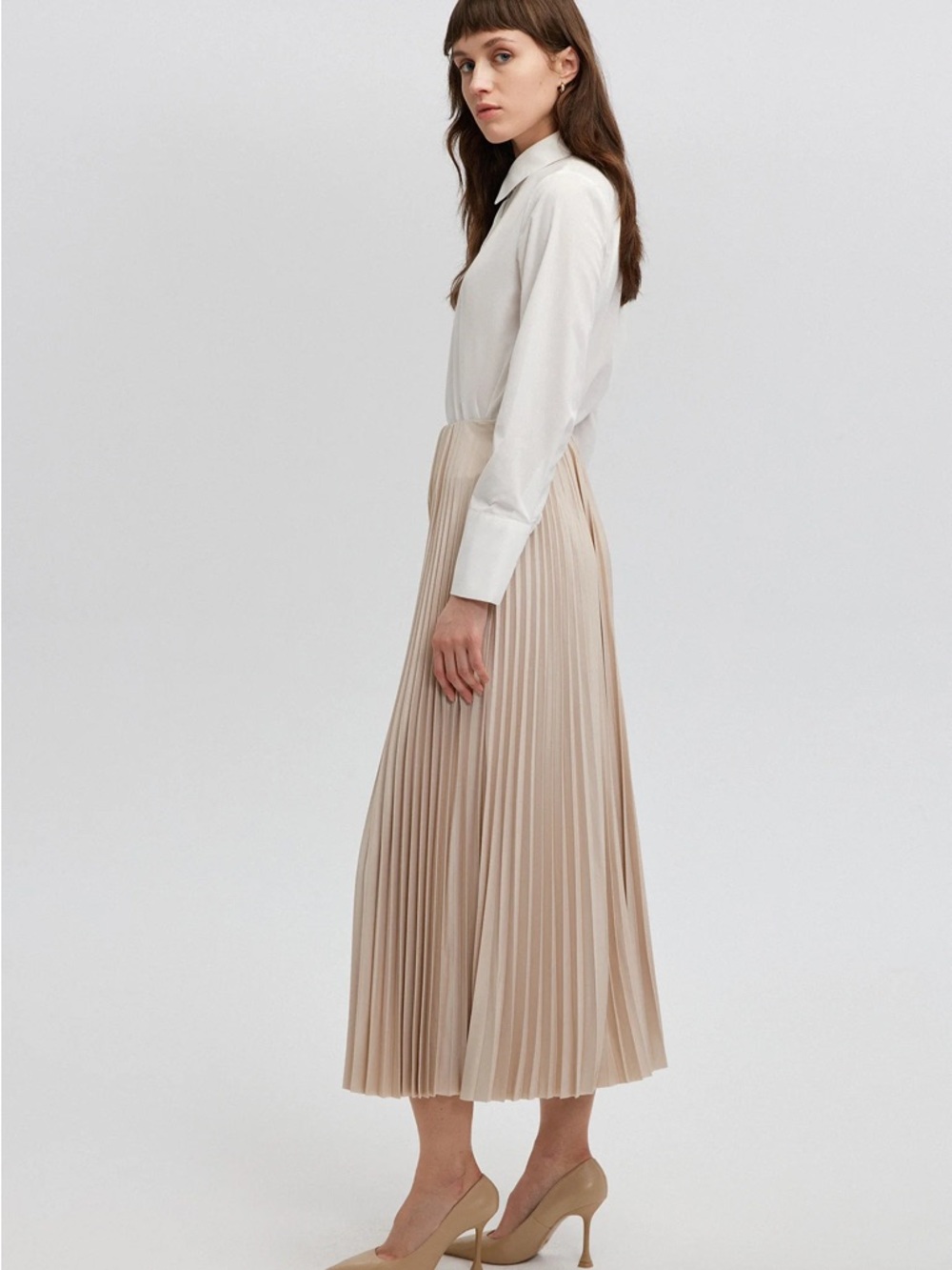 Black Tape_ Beige Pleated satin Midi Skirt size XS